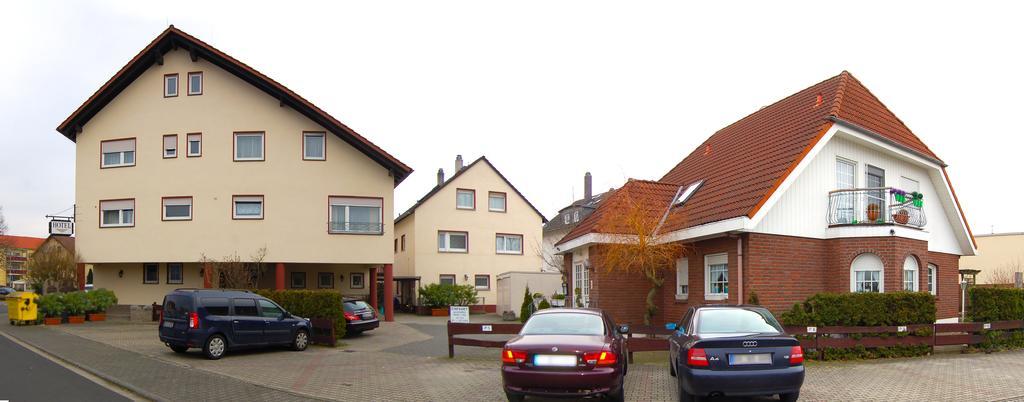 Airport Zeltinger Hof Hotel Kelsterbach Exterior foto