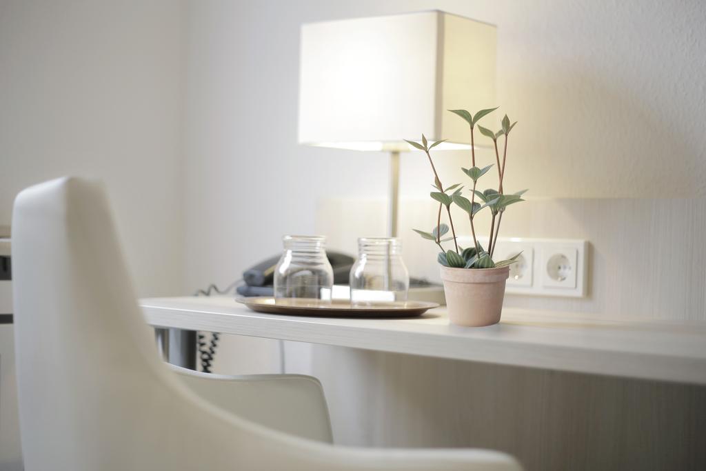 Airport Zeltinger Hof Hotel Kelsterbach Habitación foto